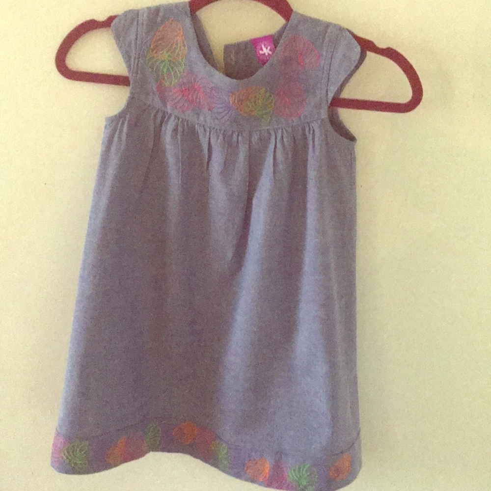 Embroidery collared bib dress